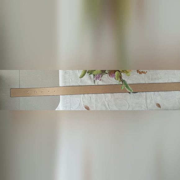 Authentic Michael Kors Womens Gold MK Buckle Belt Light Brown Signature Belt - Picture 11 of 14